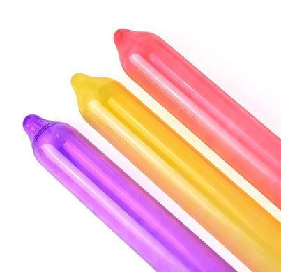 Презервативи Holographic Recare Fruit Flavour Condoms 12 шт, аромати: м'ята, банан, полуниця SX3339 фото
