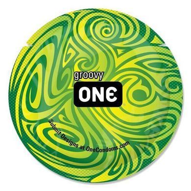 Набір презервативів ONE Glowing Pleasures, 100 шт, світяться в темряві, зі змазкою, паковання-тубус SX0736 фото
